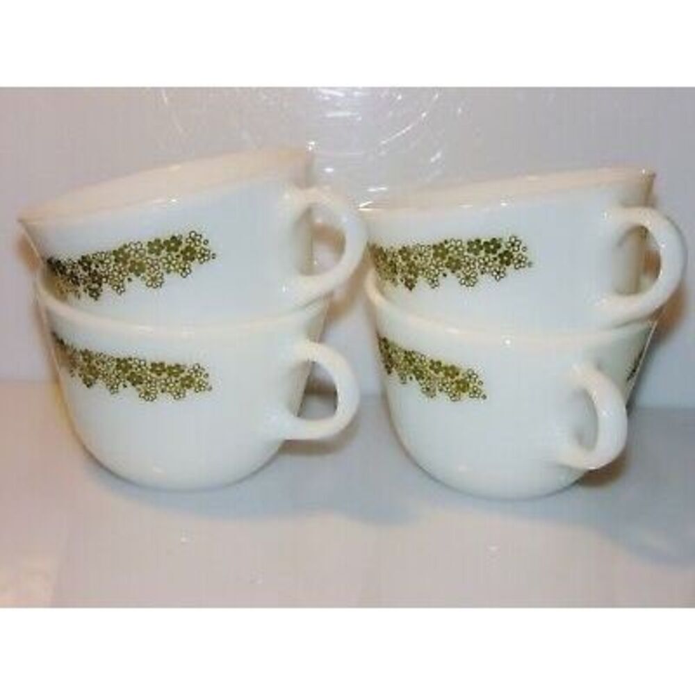 Pyrex Set of 4 Spring Blossom Vintage Crazy Daisy Coffee Cups Milk White Glass